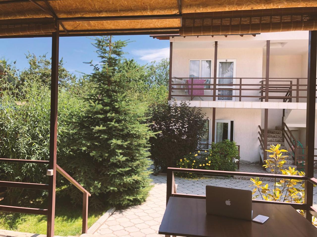 Guest House Leto Dolinka المظهر الخارجي الصورة