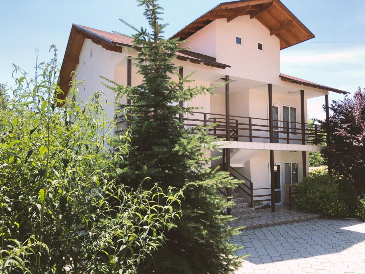 Guest House Leto Dolinka المظهر الخارجي الصورة